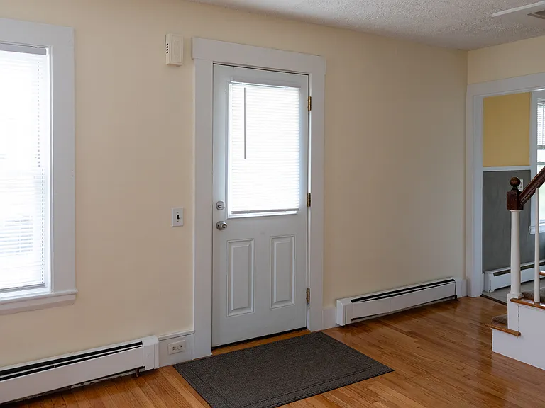 32 Stevens Ave #1 — Photo 7
