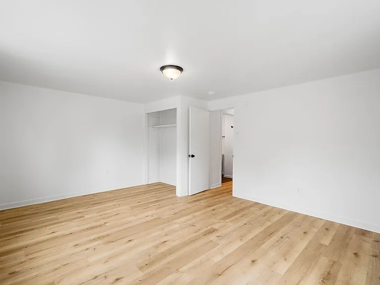 571 Washington Avenue — Photo 13