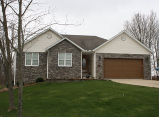 46 S Highland Ct, Howard, OH 43028