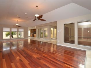 12310 Burgoyne Dr, Houston, TX 77077