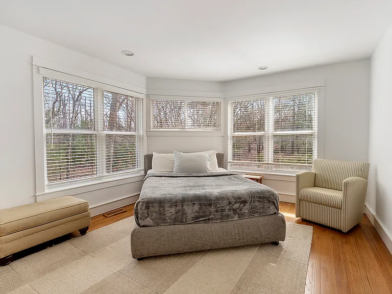 9 Long Hill Rd — Photo 8