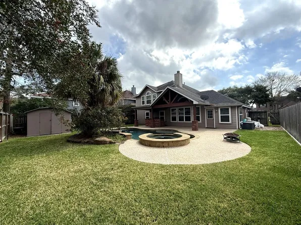 1927 Enchanted Park Dr, Spring, TX 77386