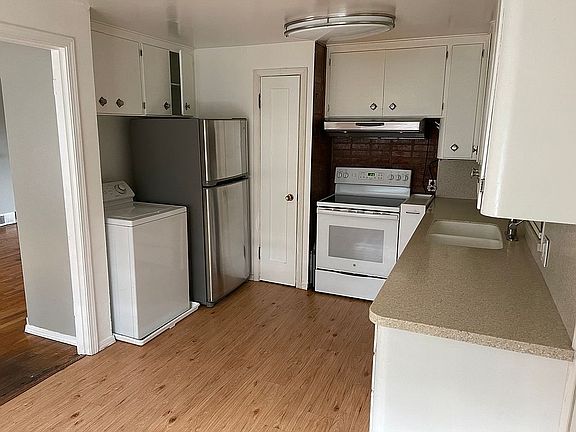 5th image of 1219 Violet Meadow St S