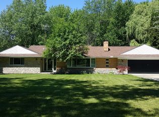 5200 Howe Rd, Grand Blanc, MI 48439