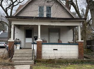 219 Bucholz Ct, Ann Arbor, MI 48103
