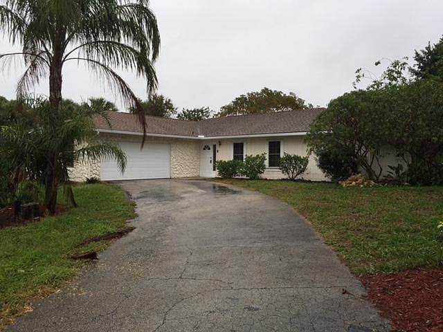 1st image of 1161 NE Santa Cruz Dr