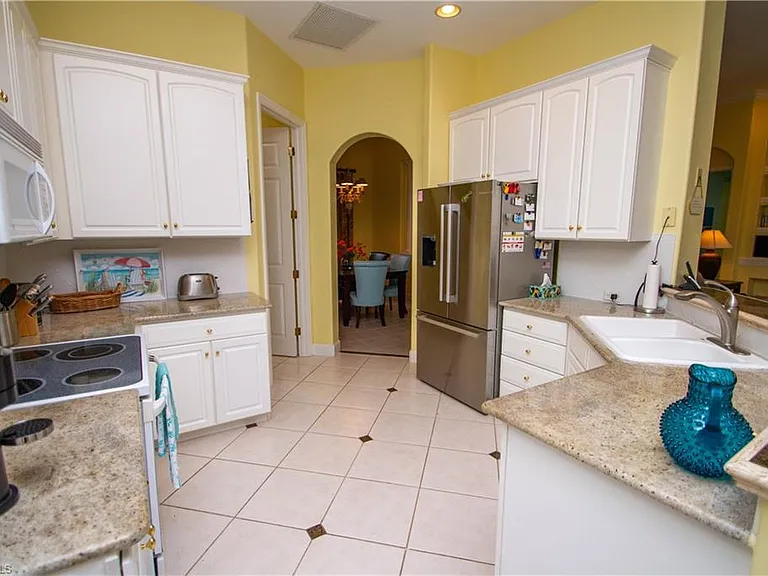 8229 Allendale Ct — Photo 30