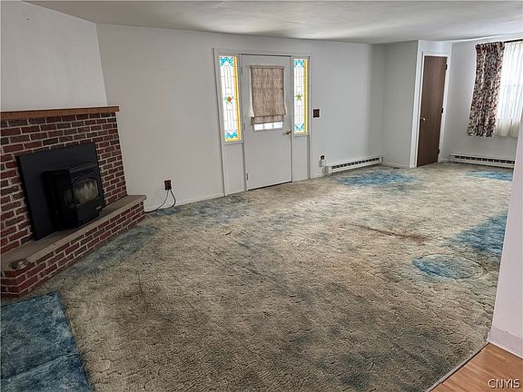 4th image of 210 Wilmont Rd