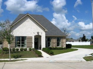 324 Shelby Claire Dr, Houma, LA 70360