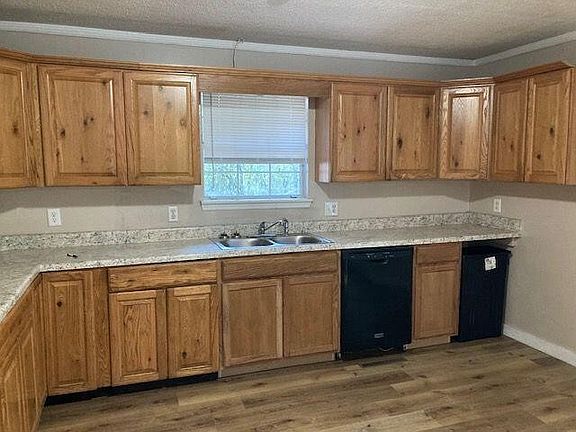5th image of 155 Desoto Dr