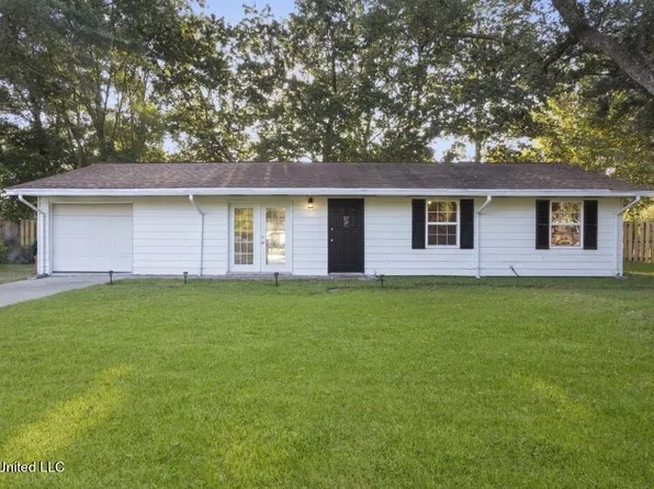 4640 Hilltop Dr, Ocean Springs, MS 39564