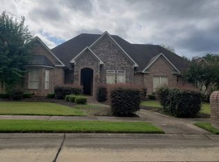 813 Colonial Dr, Bryant, AR 72022