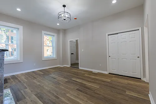 231 Jackson St Photo 1