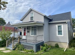 724 Broadway Ave, Sheboygan Fls, WI 53081