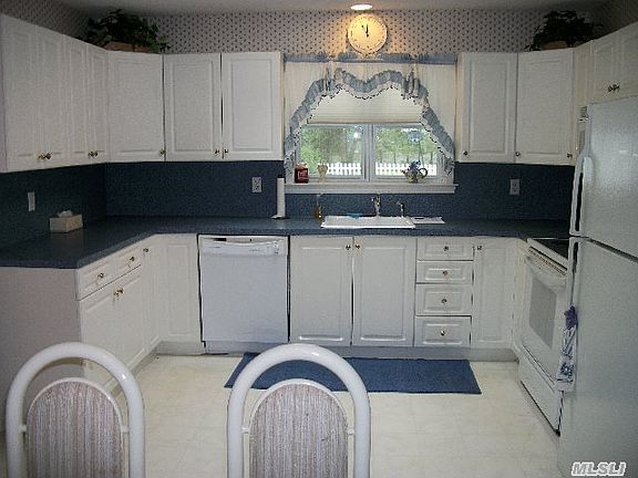 3rd image of 311 Mount Vernon Ave