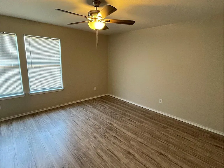 11816 Plains Valley Dr — Photo 14