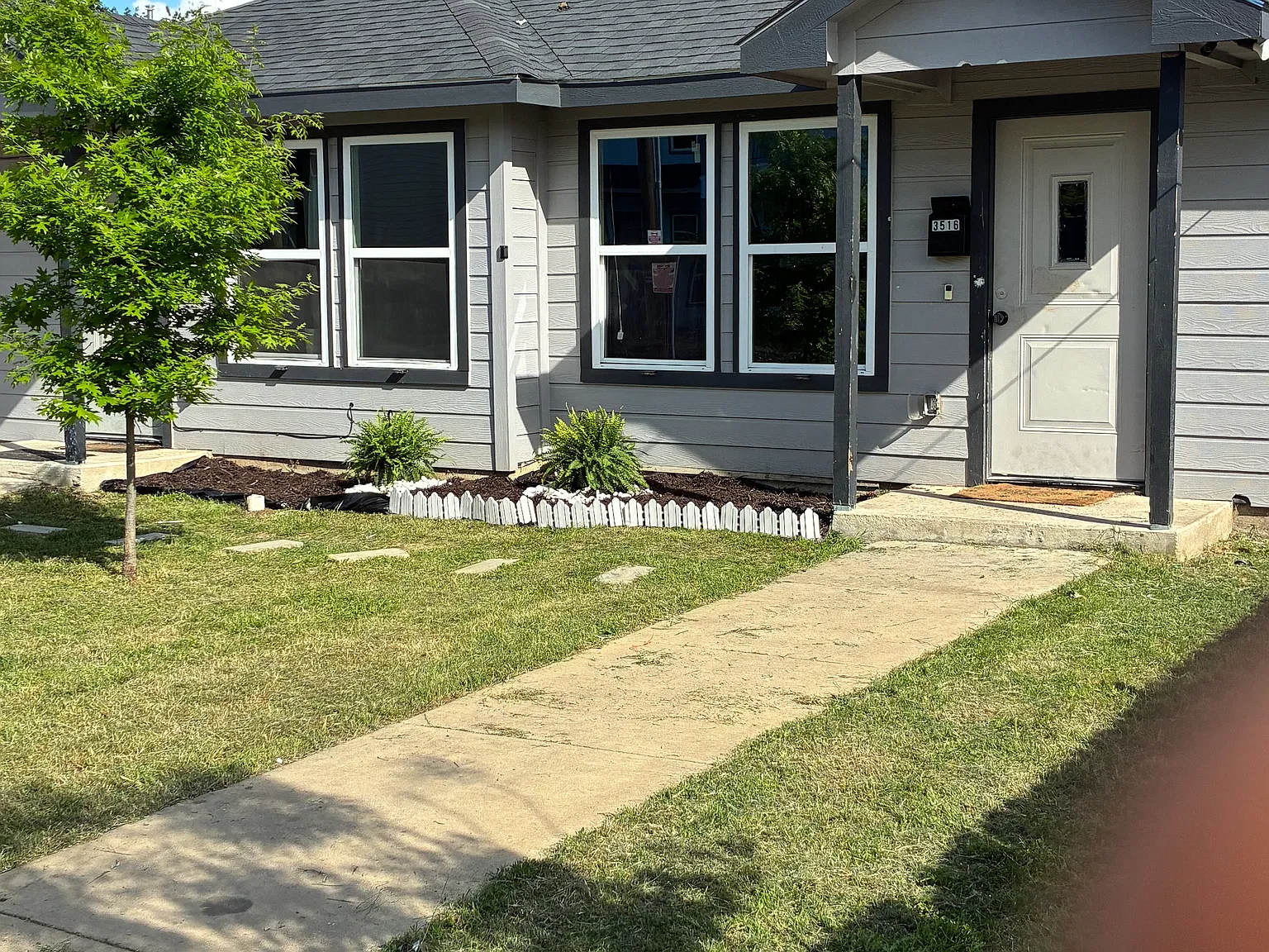 3 bed, $1,150 — Photo 2