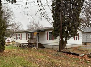 10415 Walnut St, Leo, IN