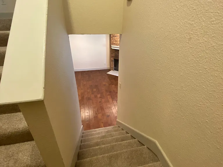 7720 Kings Ridge Rd — Photo 10