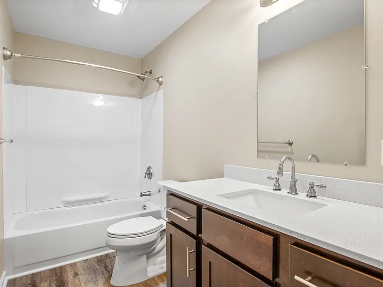 315 Owens St #B — Photo 13