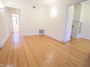 2950 N Seminary Ave #3UA, Chicago, IL 60657