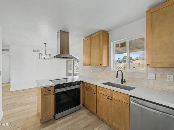 1225 S LAWTHER Drive, Apache Junction, AZ 85120