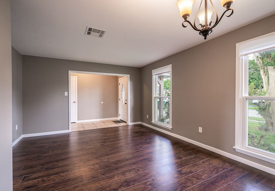 2nd image of 3224 Maine Ave
