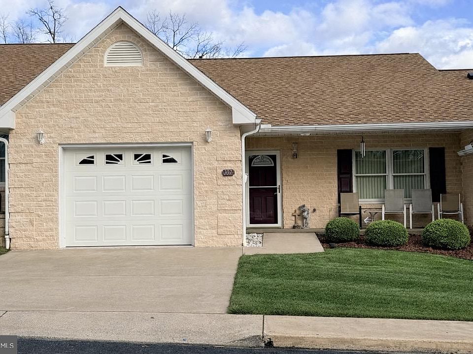 1st image of 107 Myers Ave