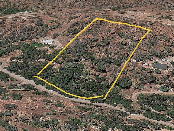 4th image of 50575 Daffodil Ln