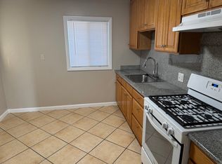 10442 Pippin St, Oakland, CA