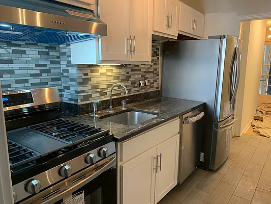 Rented by Voro, LLC | media 38