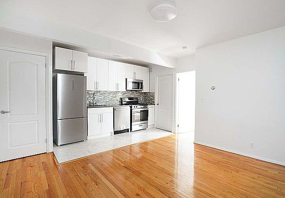 3rd image of 1644 Madison Ave APT 2F