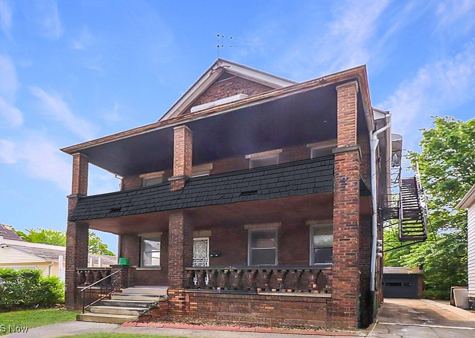 2nd image of 15628 Halliday Ave