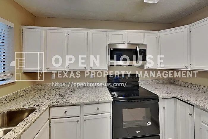 6837 Tudor Dr — Photo 5