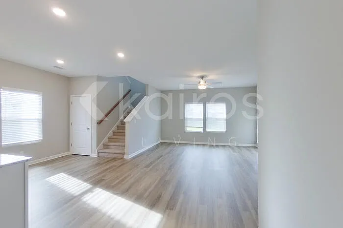 7321 Foggy River Dr — Photo 7