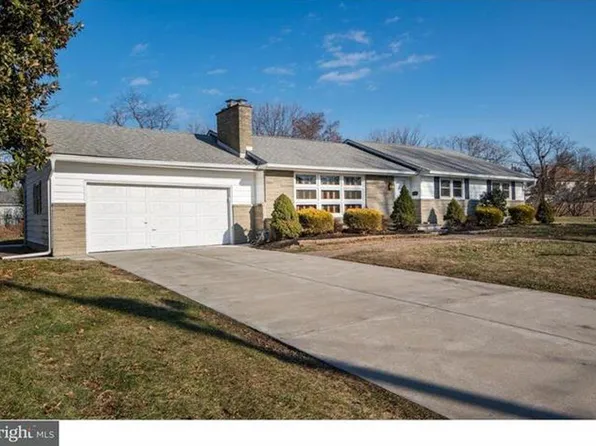 200 Laurel Ave, Glassboro, NJ 08028