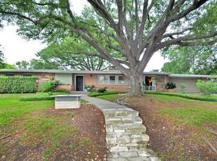 908 Morningside Dr, Terrell Hills, TX 78209