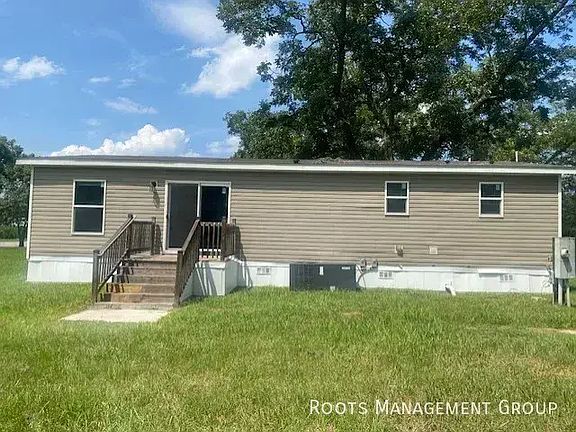 2nd image of 1214 Williamsburg Rd #1214W