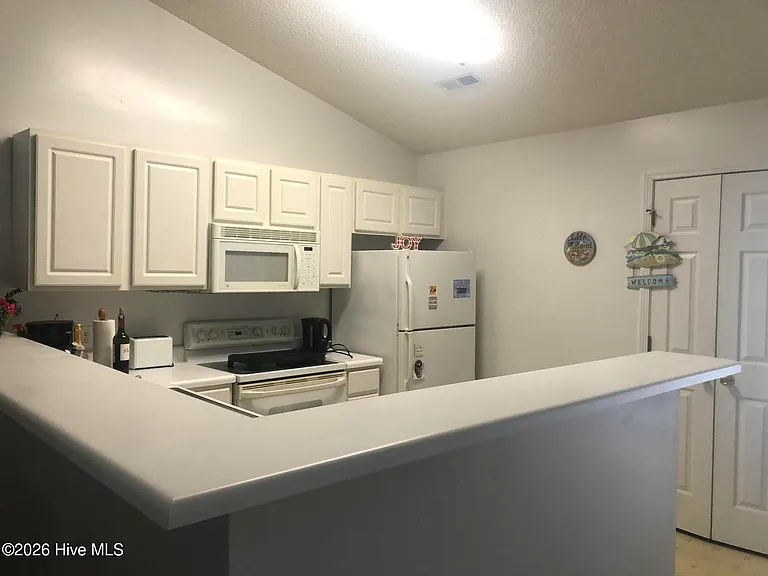 1605 Willoughby Park Ct #7 — Photo 4
