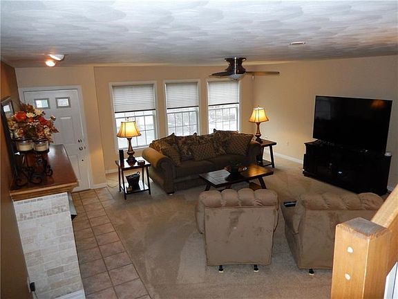 4th image of 119 Odinwood Ct