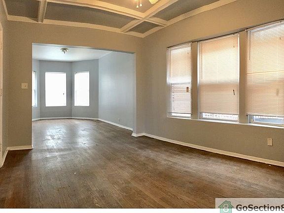 3rd image of 7116 S Vernon Ave #2