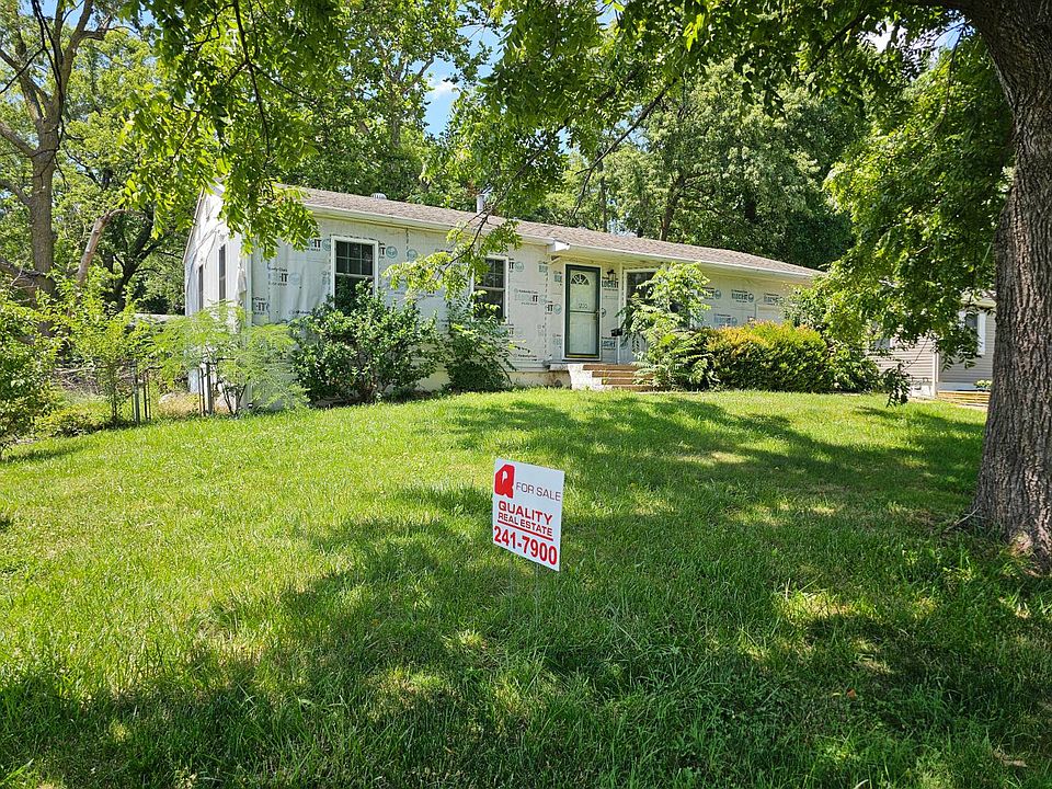 1st image of 1200 N Viking Dr