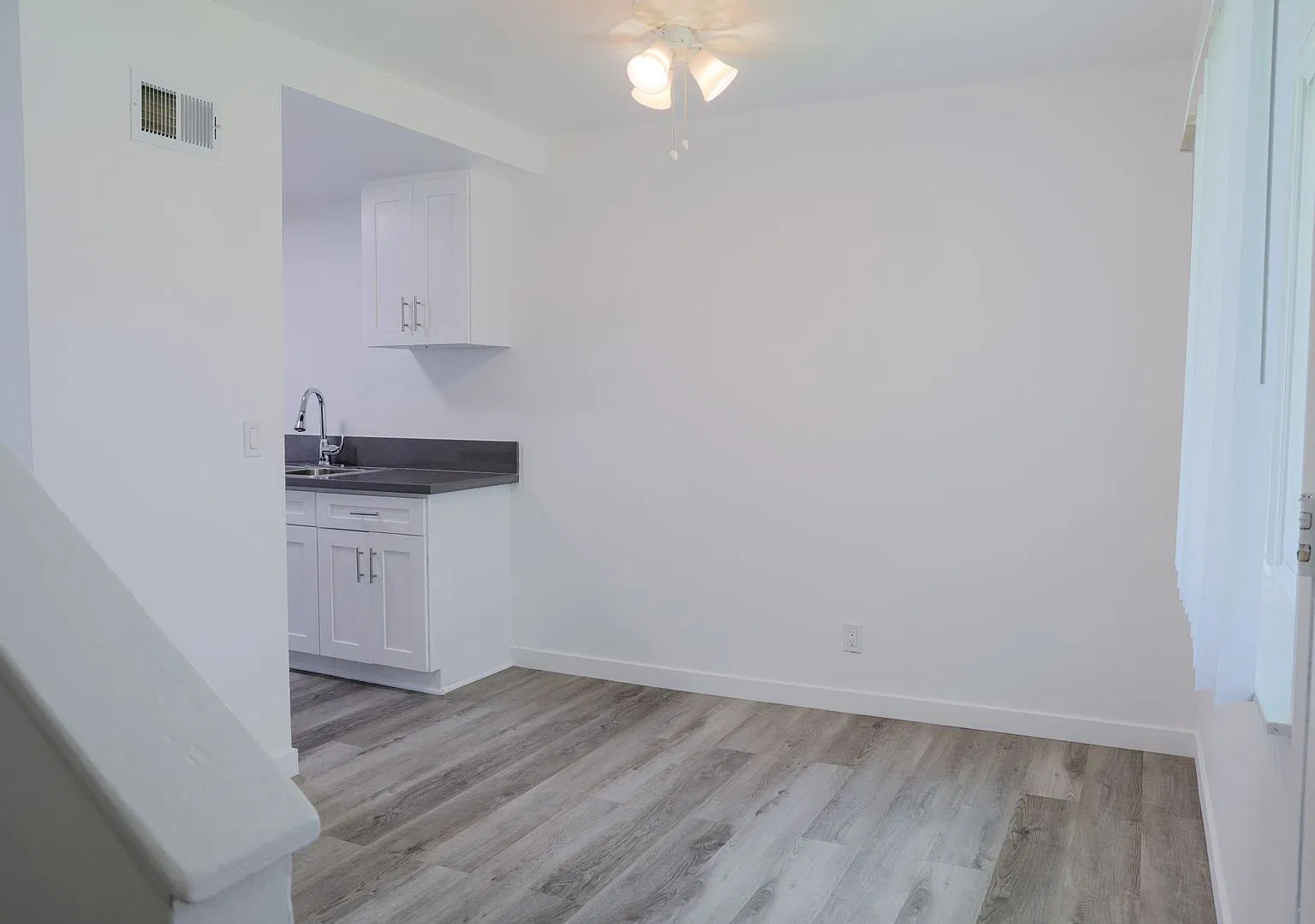 2709 S. Baker Street — Photo 3