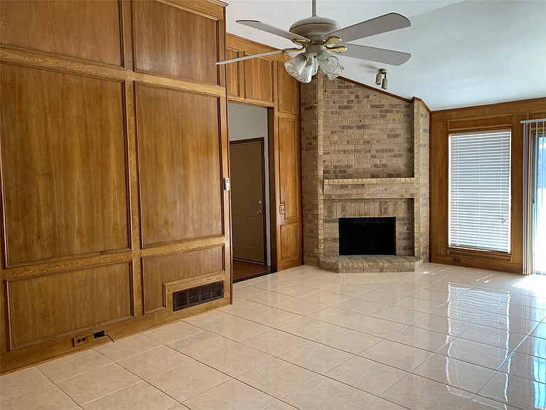 2309 Promontory Point — Photo 2