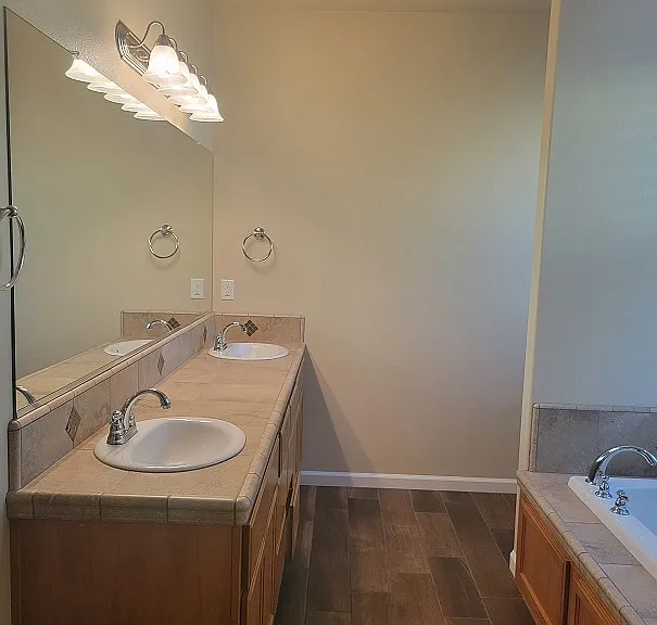 227 Gooselake Cir — Photo 27