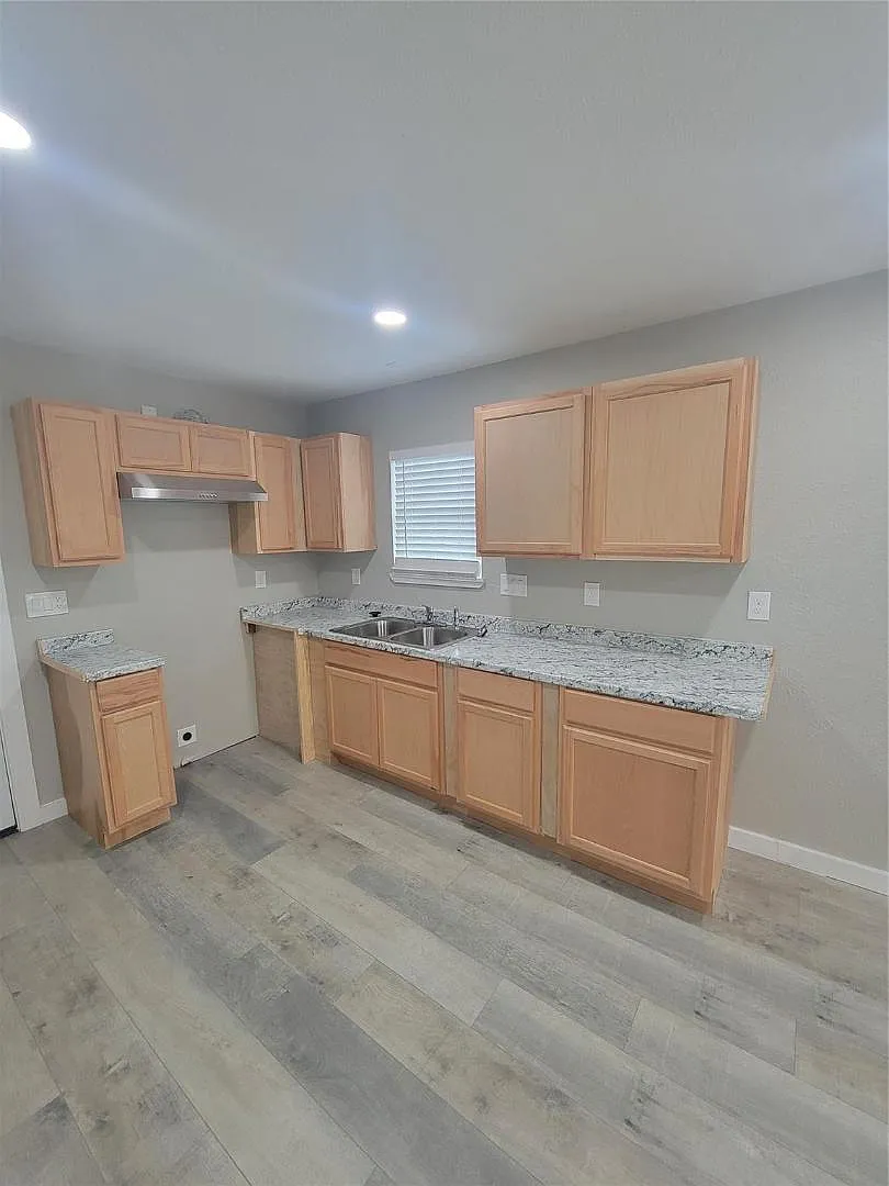 5109 Earline Street - A — Photo 2