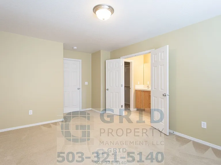 1113 SE Alika Ave — Photo 19