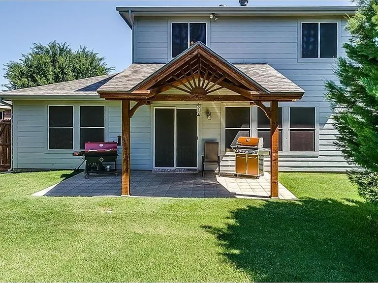 2821 Briargrove Ln — Photo 31
