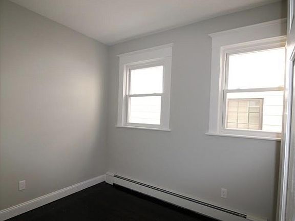 Downstairs Bedroom 4