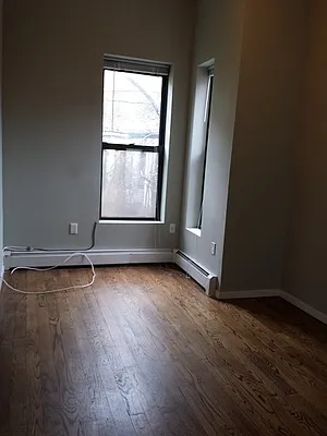 Rented by Rental Solutions Inc | media 18